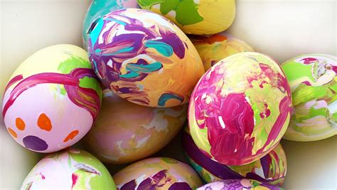 Easy Painted Easter Egg Crafts for Kids