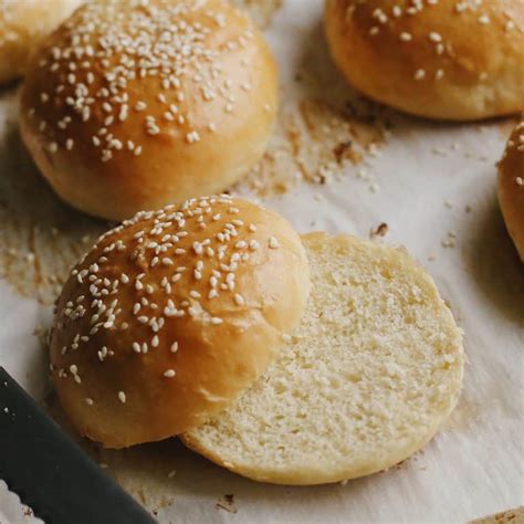 Homemade Hamburger Buns (Burger Buns) - JoyFoodSunshine