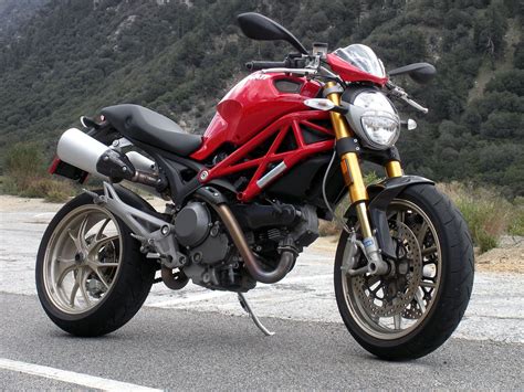 2009 Ducati Monster 1100 S Review