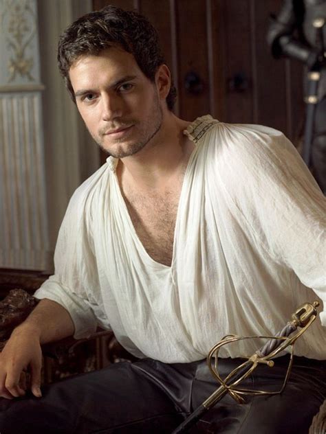 Henry sans cape but with a sword. From The Tudors. | Henry cavill ...