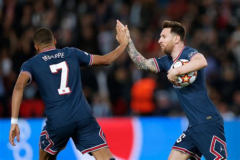 Magic of Lionel Messi and Kylian Mbappe covers PSG’s cracks in ...