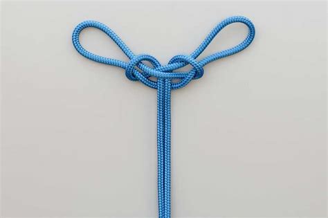 Animation: Spanish Bowline Knot Tying