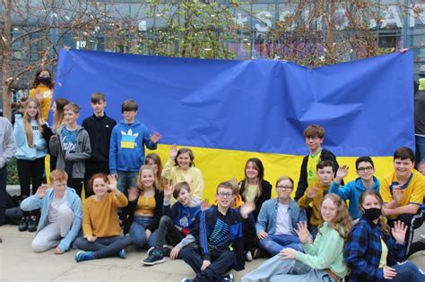 Swindon school raise over £1,200 with Ukraine fundraising efforts