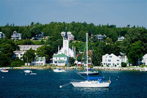 Great Lakes Islands - Lake Huron | Lake huron, Lake, Island lake