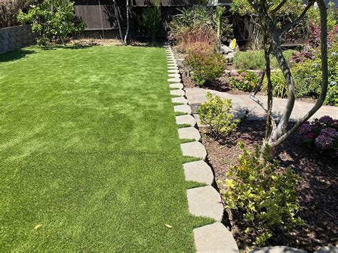 Best Artificial Grass Edging Ideas for Your Portland Putting Green