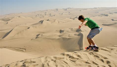 The famous dune buggy and sandboarding tour in Huacachina