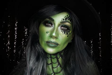 Green Witch Makeup Tutorial - Mehron, Inc.