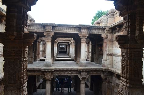 Adalaj Stepwell, Gujarat - Abhijna e-Museum