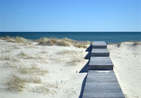 The Hamptons offers fabulous beaches, amazing homes, wonderful people ...