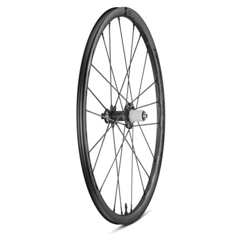 Road bike wheels - Carbon wheels and aluminum wheels by Fulcrum