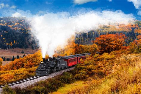 Scenic Train Rides for Fall Foliage Across America - Thrillist