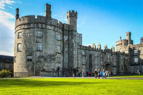 These 11 Irish castles showcase the dramatic beauty of historic Ireland ...