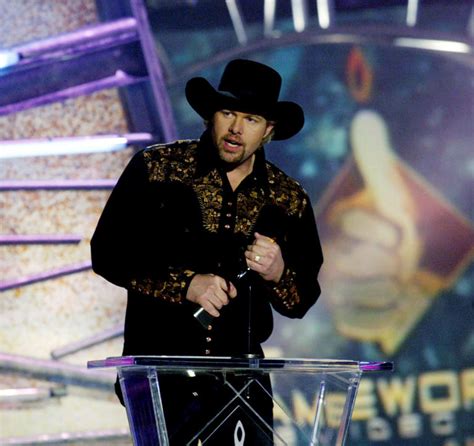 Toby Keith to be honored with CMT tribute. When and where to tune in