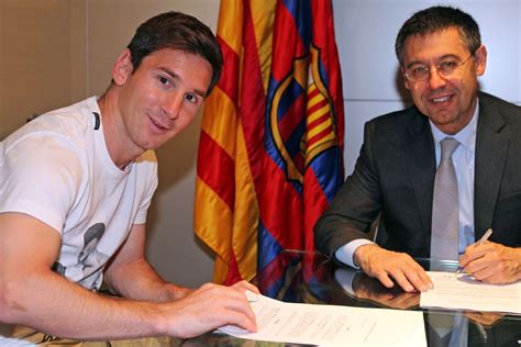 Bartomeu discusses Lionel Messi contract, talks Carles Puyol return ...