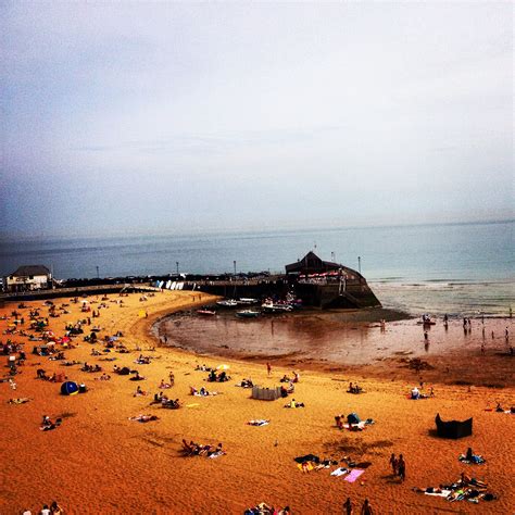 Broadstairs Beach | Broadstairs beach, Favorite places, Broadstairs