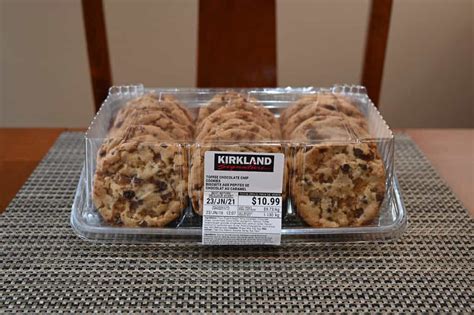 Costco Kirkland Signature Toffee Chocolate Chip Cookies Review ...