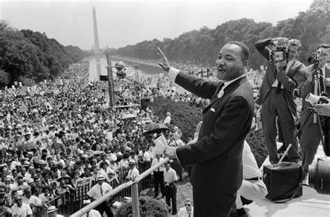 Martin Luther King, Jr. delivers “I Have a Dream” speech at the March ...