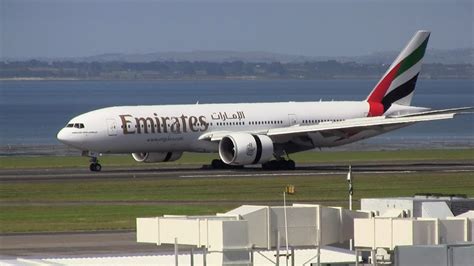 Emirates Boeing 777-200LR Inaugural Landing Auckland Airport - YouTube