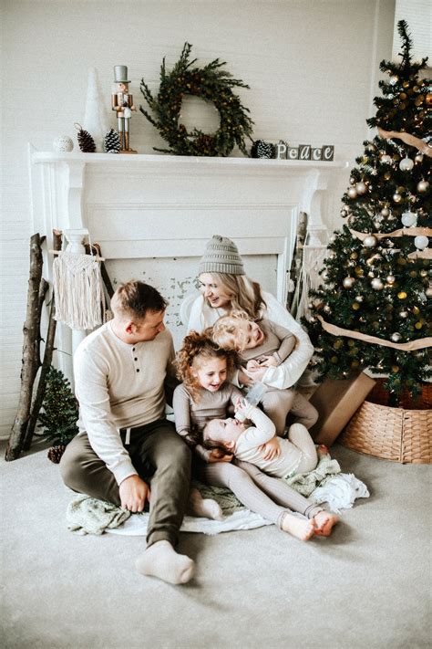 Winter Themed Family Photoshoot Tips — Brianna Merritt Photography