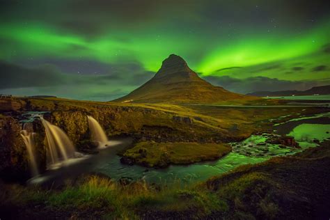 Aurora Borealis and Mountain Wallpaper, HD Nature 4K Wallpapers, Images ...