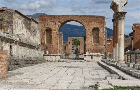 Pompeii Ruins: Everything You Need To Know About This Historic Gem In ...