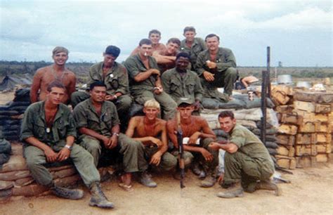 Vietnam Veterans Honored in the VetFriends.com Vietnam Era Photo ...