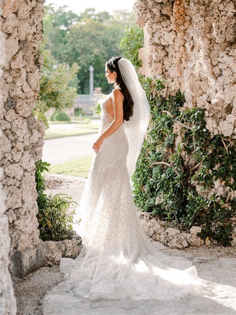 Romantic Vizcaya Gardens Wedding | Merari Teruel Photography