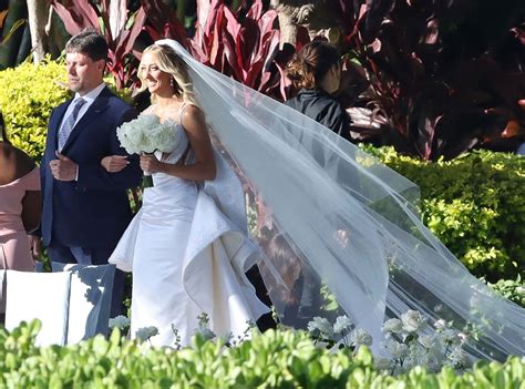 Photos from Patrick Mahomes & Brittany Matthews' Hawaii Wedding