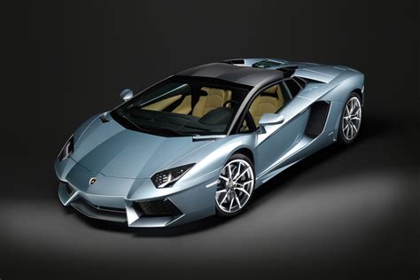 2013 Lamborghini Aventador LP700-4 Roadster Revealed - autoevolution