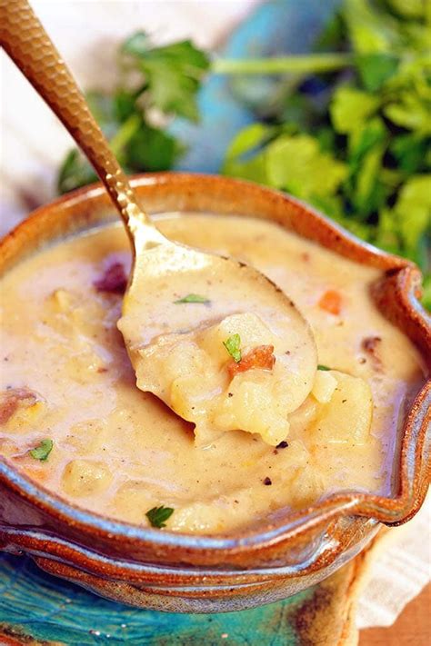 Mo's Clam Chowder Recipe - Bowl Me Over