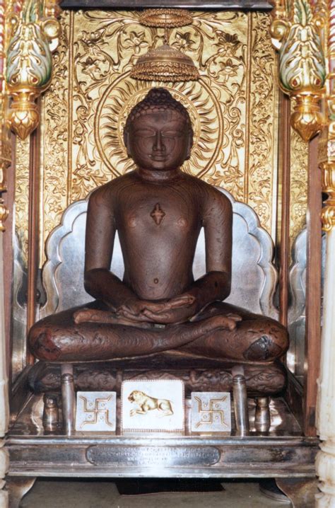 Mahavira --| Early Life, Renunciation, teachings and Nirvana