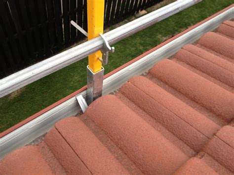 Roof Edge Protection | Roof Safety Systems | Gold Coast | Safer Sites