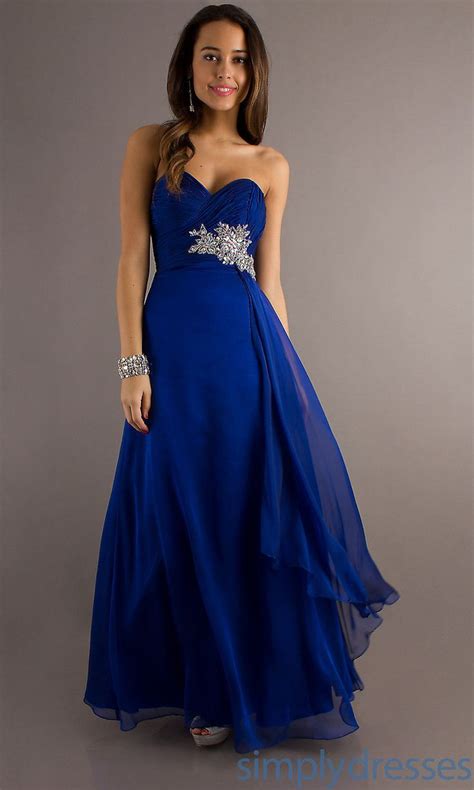 39+ Royal Wedding Blue Dress Lady