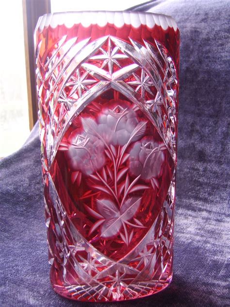 26 Perfect Cut Glass Vase | Decorative vase Ideas