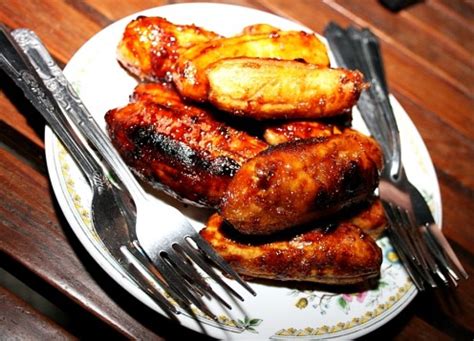 Banana Cue or Banana Que Recipe: Filipino Fried Caramelized Banana ...