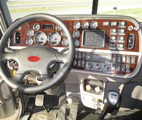 Peterbilt Dump Truck Interior | Brokeasshome.com