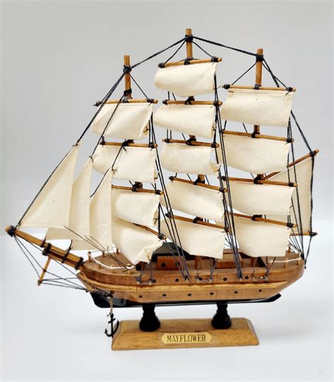 The Heritage Mint Mayflower Replica Ship - Tall Ships Of The World ...