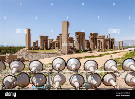 The ruins of Persepolis Stock Photo - Alamy