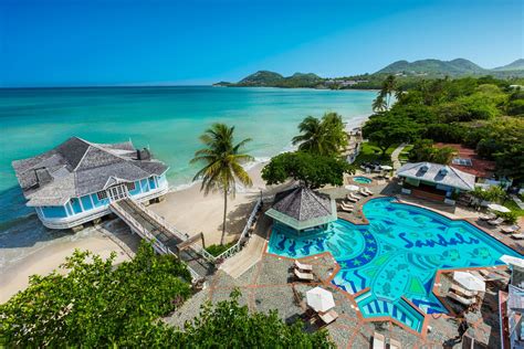 REVIEW: What Guests Love About Sandals Halcyon Beach