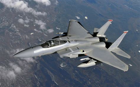 Men's Corner: Top 10 fastest fighter jets in the world