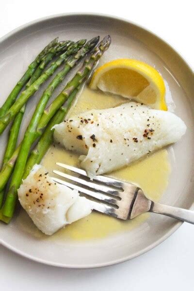 Butter Basted Fish with Garlic and Thyme – Leite's Culinaria