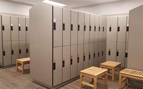 Custom Lockers | Custom Gym Locker Rooms | Athletic Locker Rooms