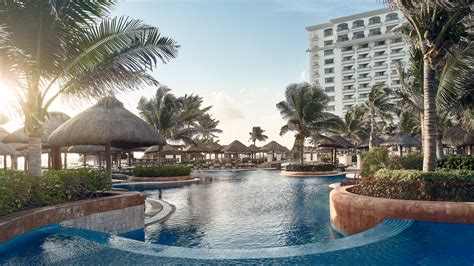 JW Marriott Cancun Resort & Spa - Hotel Review | Condé Nast Traveler