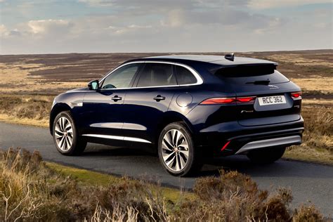 Jaguar F-Pace 2023 ganha versão híbrida plug-in, mas preço é de ...