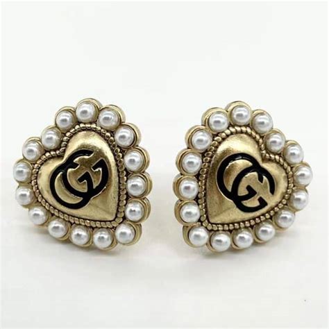 GUCCI Pearl Double G Heart earrings – BACALLI – Luxury Consignment