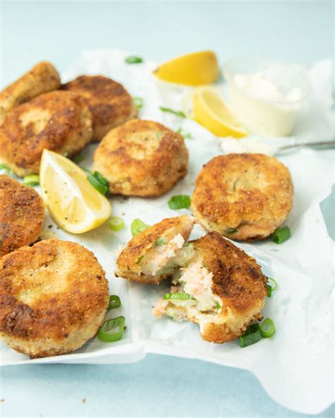 Salmon Fish Cakes – Mummy Cooks