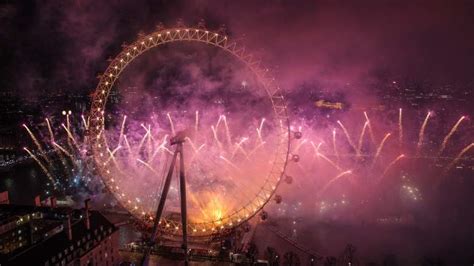 Watch London New Year's Eve Fireworks Live Stream 2022-2023