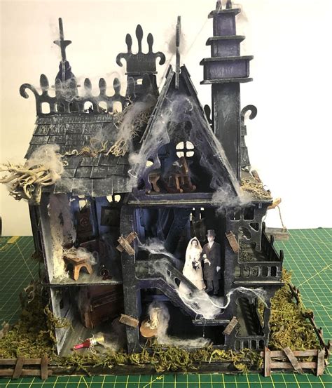 Haunted House Lights up Dollhouse 1:24 Scale - Etsy