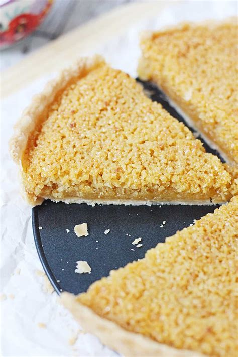 EASY Treacle Tart Recipe for Harry Potter Foodies - Half-Scratched