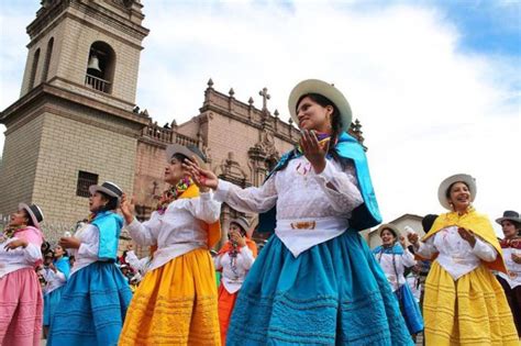 Perú celebra la fiesta de carnavales con gran algarabía durante todo ...